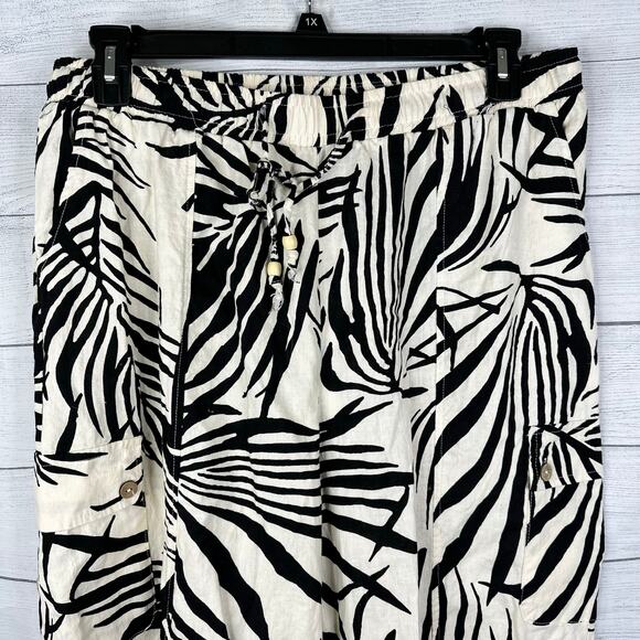 Rachel Zoe Womens size 1X Linen Cropped Cargo Pants Safari Pull On Tropical - Picture 3 of 9